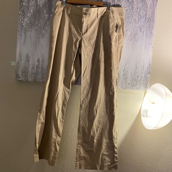 NWT Old Navy  beige/tan Pants size 14 - Picture 1 of 5